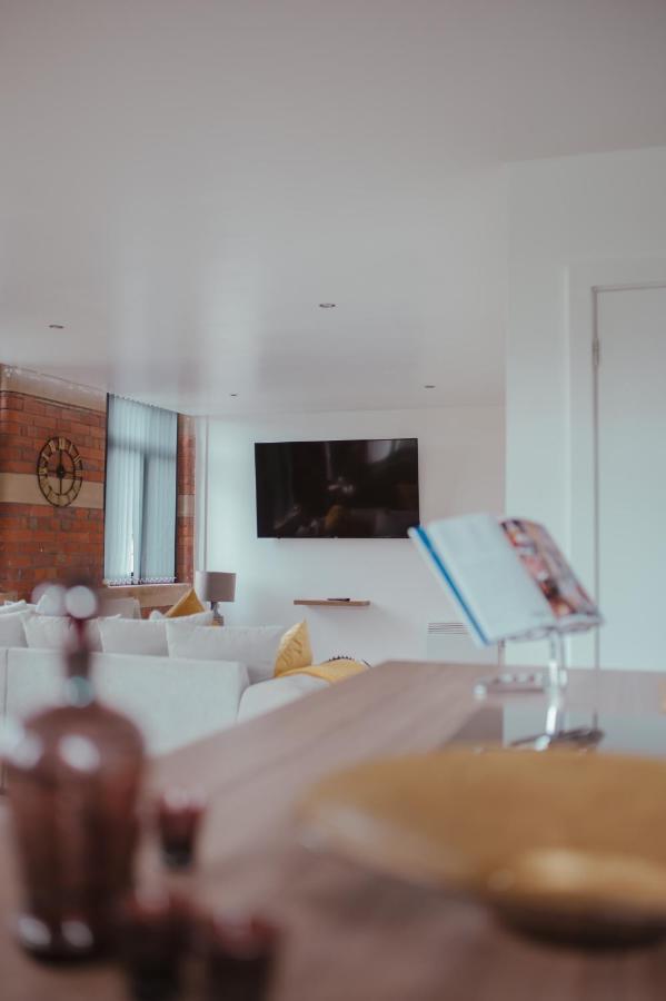Bv Luxury Apartment Penthouse Conditioning House Bradford  Exteriör bild